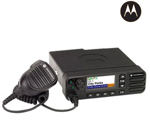 摩托羅拉M8668數(shù)字車臺